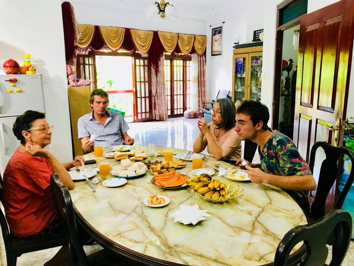 קנדי Jenushi Homestay מראה חיצוני תמונה